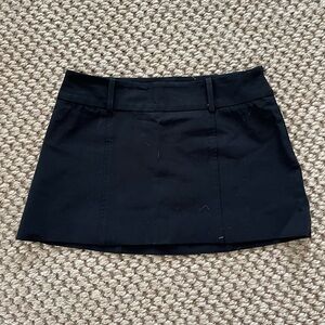 Vintage thrifted Guess collection black mini skirt size 2